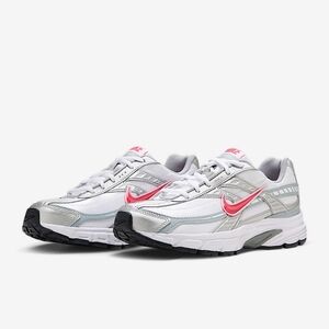 NWB Nike Women's Initiator Running Sneak White/silver/pink Size 9.5